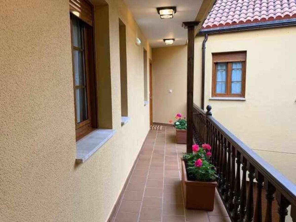 Cumbres De Los Picos Apartamento Los Abedules Poo  Exterior photo